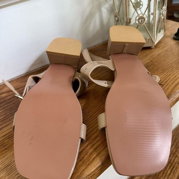 Open Toe Sandals - Picture 3 of 3